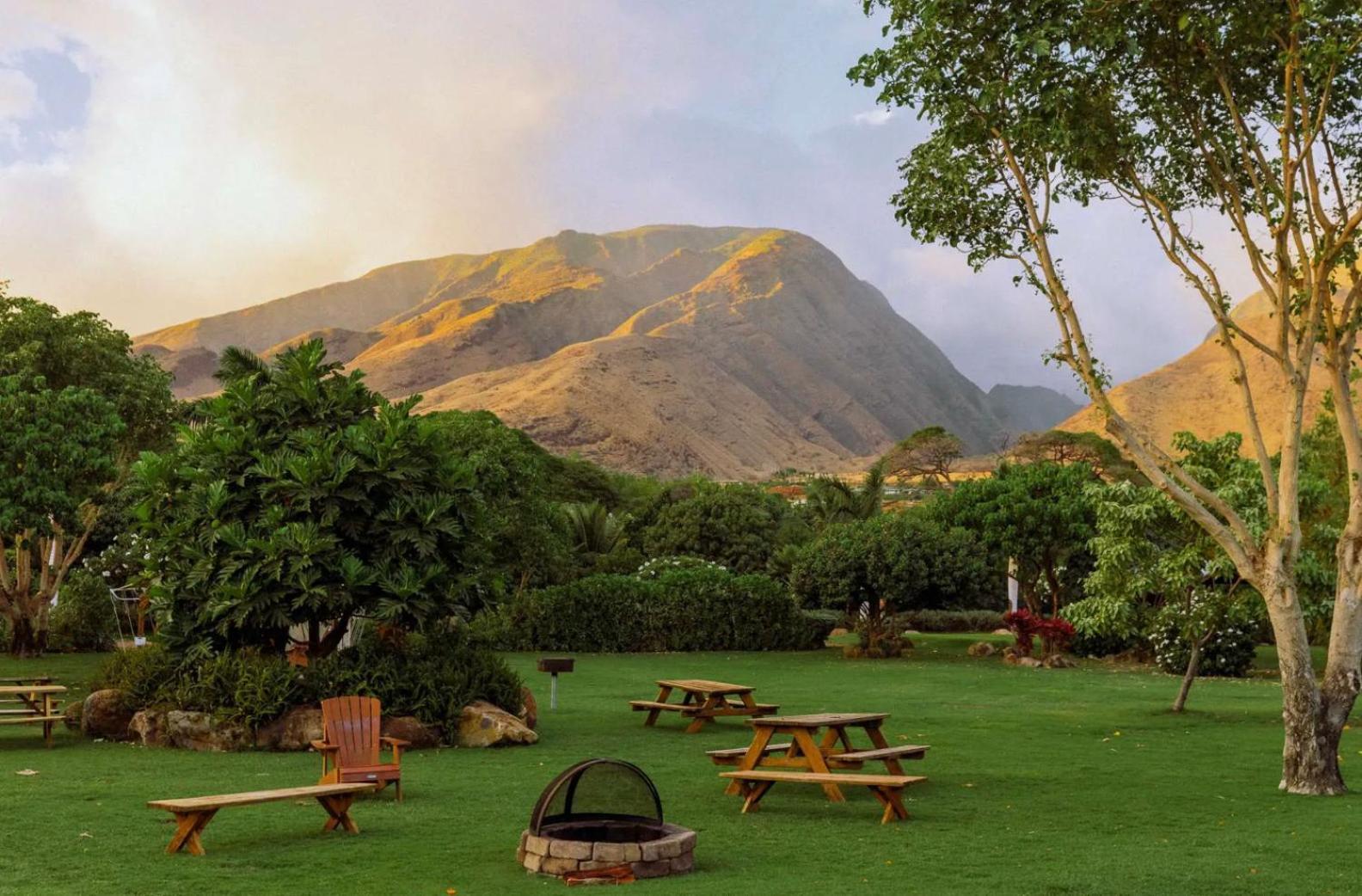 Embark On A Journey Through Maui With Aloha Glamp'S Jeep And Rooftop Tent Allows You To Discover Diverse Campgrounds, Unveiling The Island'S Beauty From Unique Perspectives Each Day Paia Exterior foto